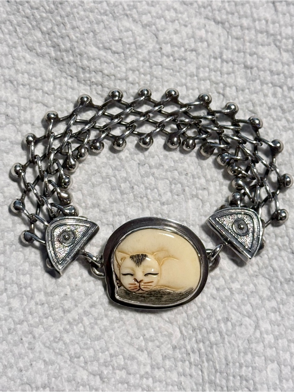 Vintage Tabra Bone Carved Cat Charm & Tabra Silver 925 Connector Bracelet Chain